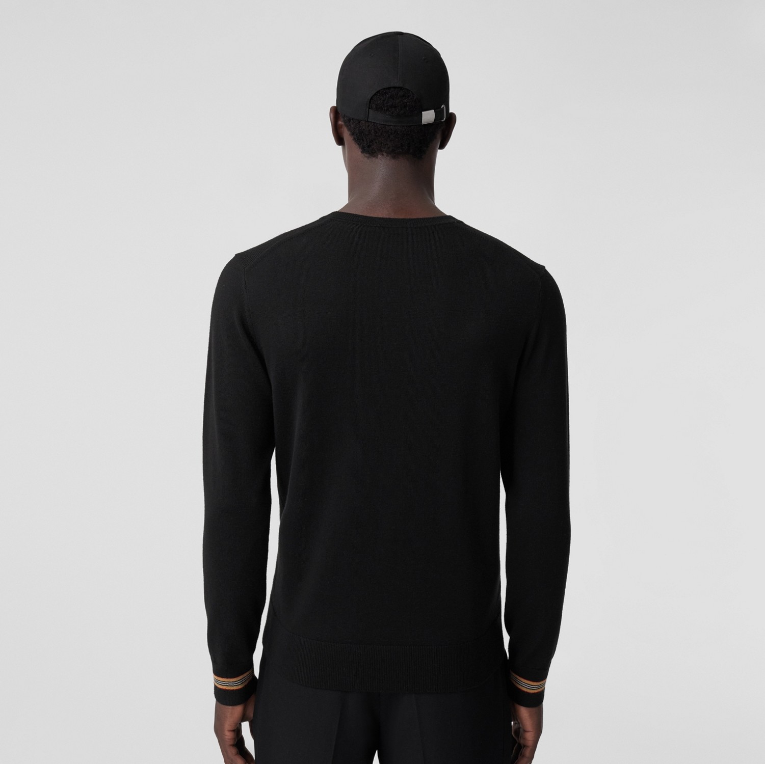 아이콘 스트라이프 트리밍 울 스웨터 (블랙) - 남성 | Burberry®