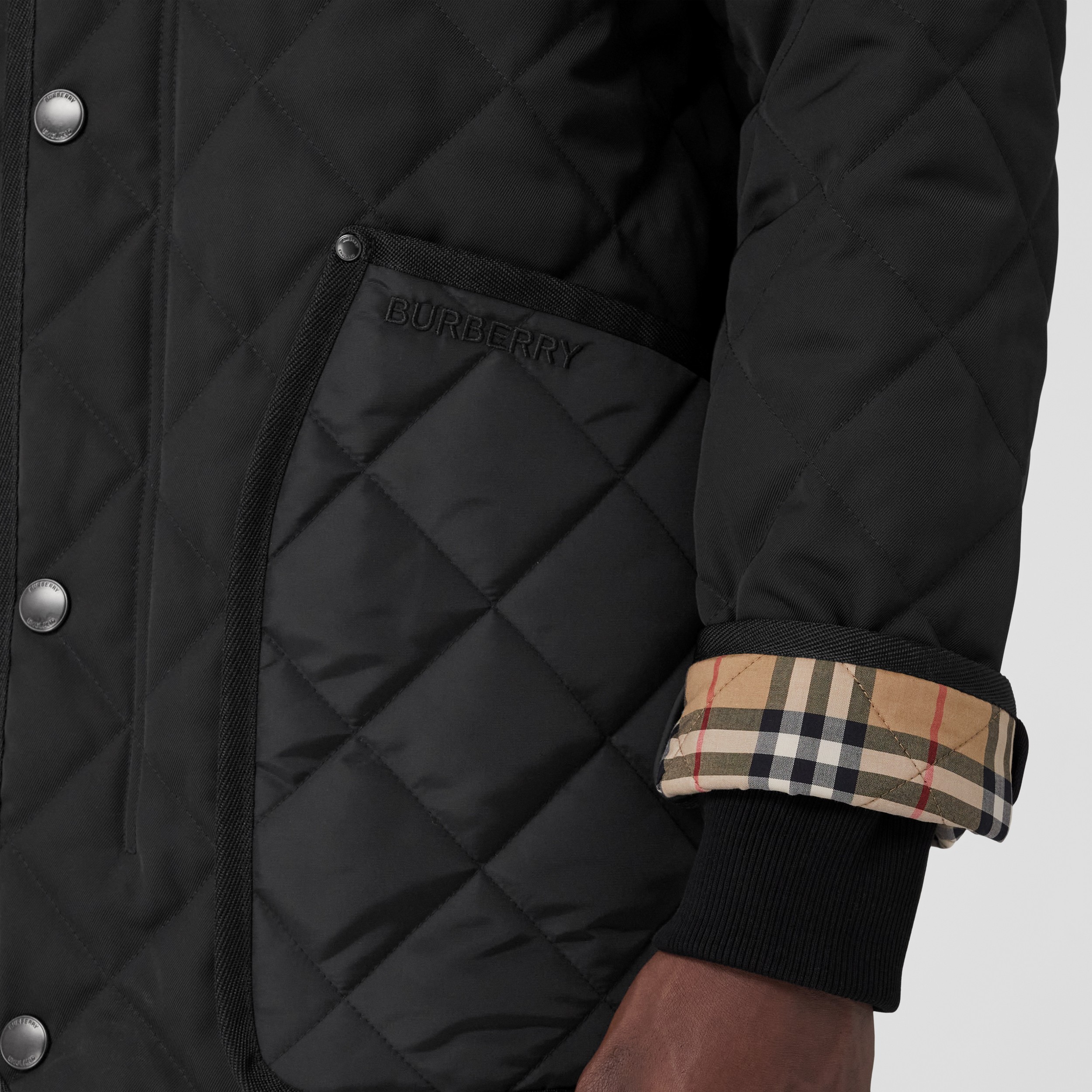 Corduroy Collar Diamond Quilted Barn Jacket in Black - Men 