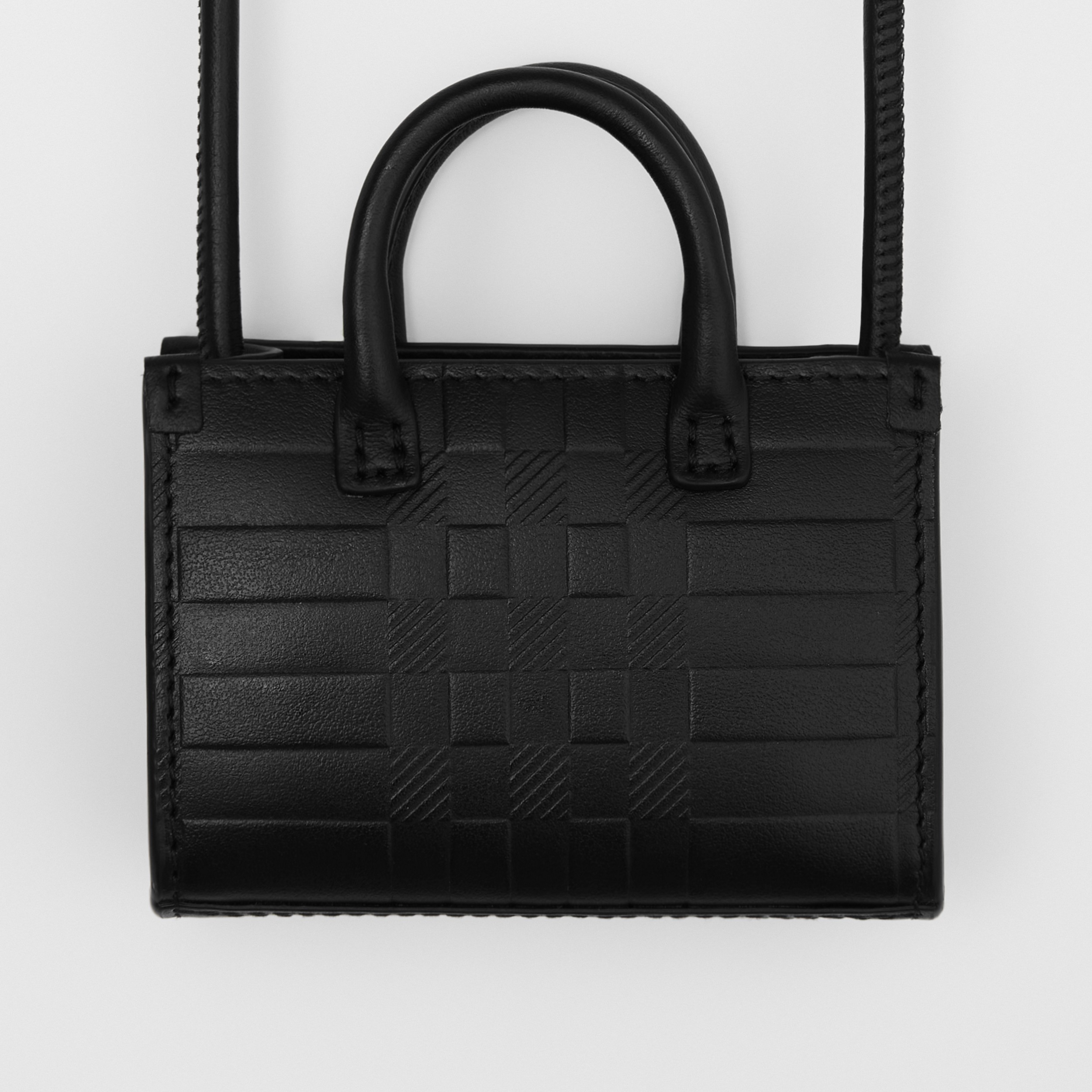 Messenger-Tasche im Miniformat aus Leder mit Karoprägung (Schwarz) | Burberry® - 2