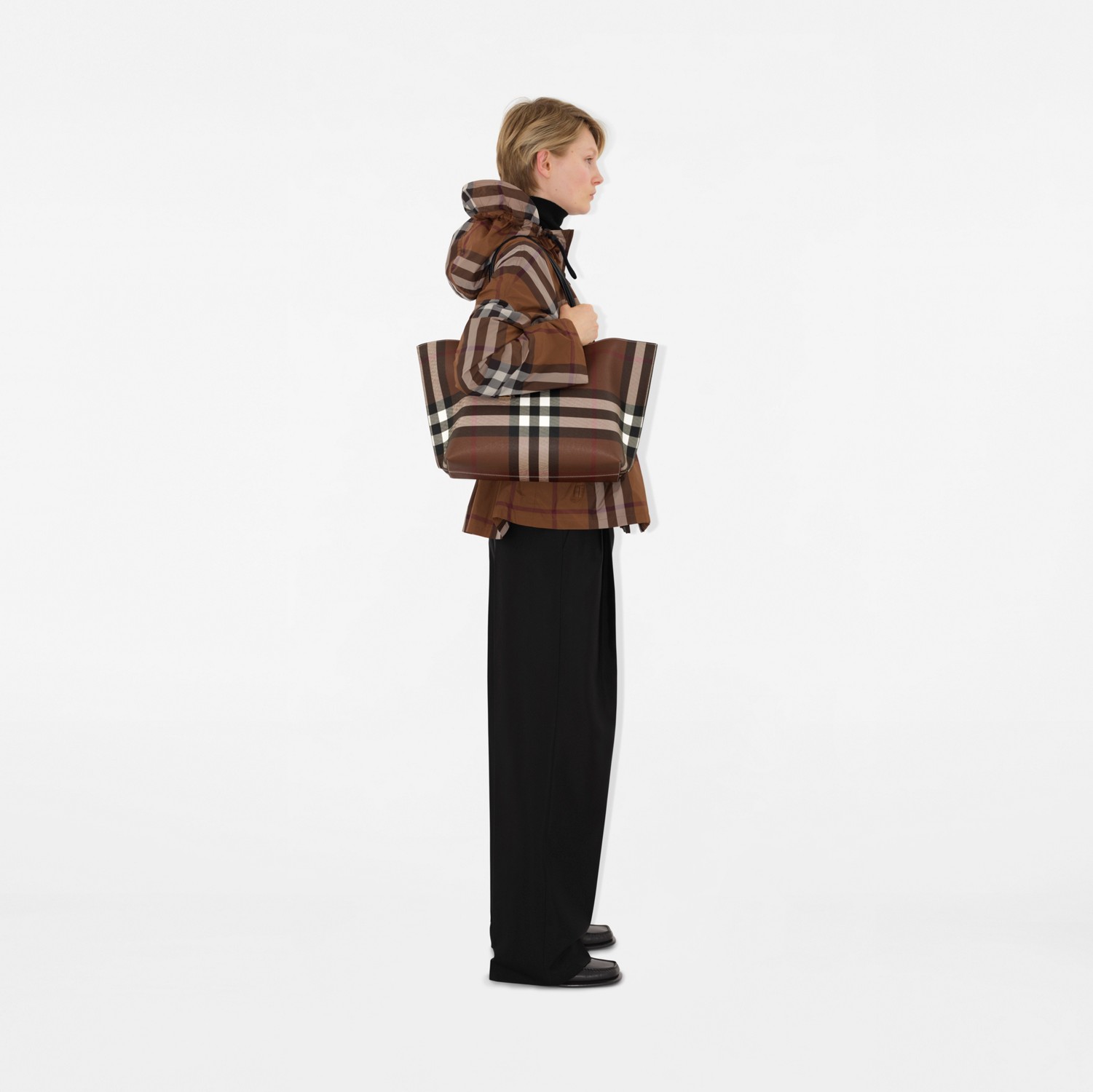 Medium Check Tote in Dark birch brown - Women | Burberry Medium Check Tote in Dark birch brown - Women | Burberry