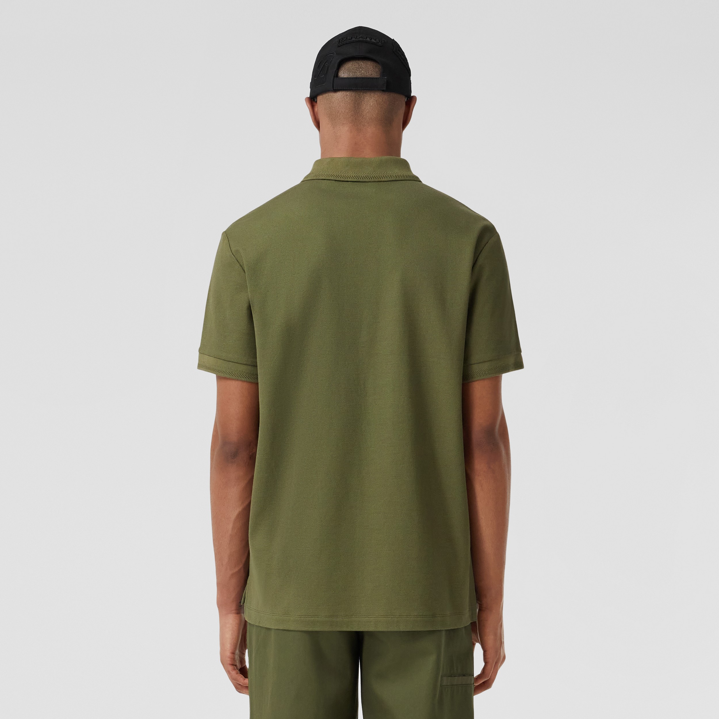 Camisa polo de algodão piquê com estampa de monograma (Verde Oliva) - Homens | Burberry® oficial - 3