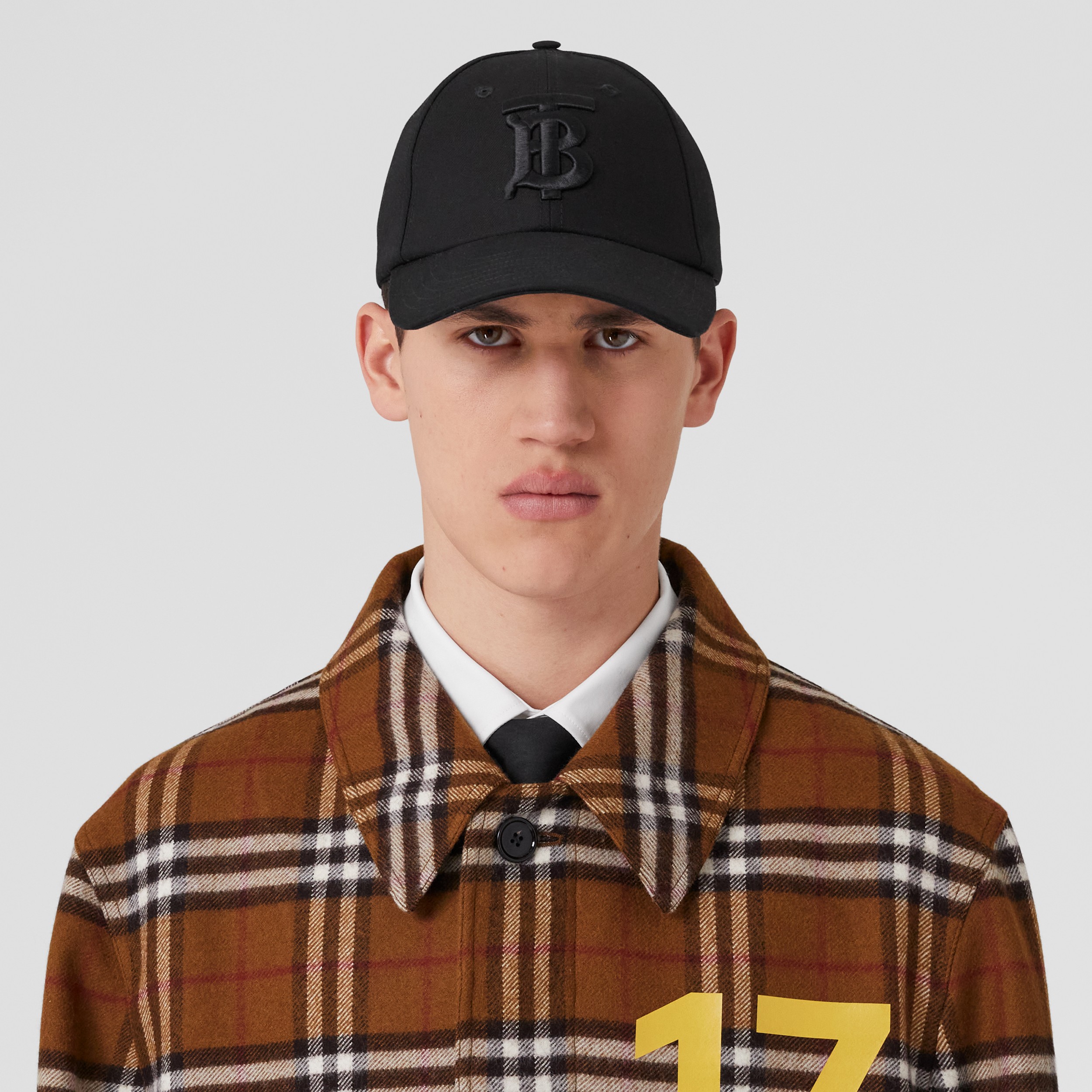 Horseferry Print Check Wool Car Coat in Birch Brown - Men | Burberry® Official - 2