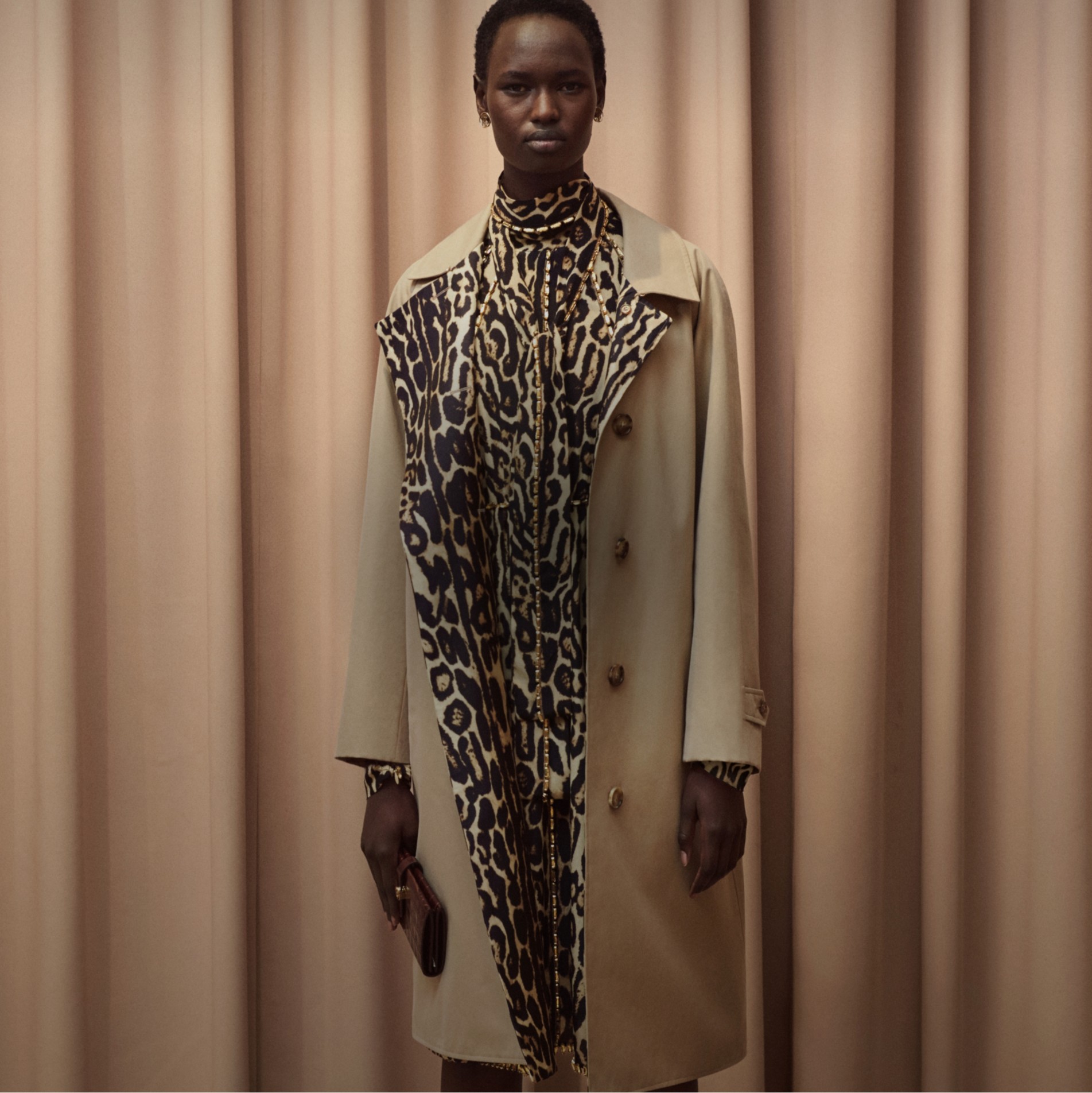 burberry 博柏利(中国)| 始于1856年的标志性英国品牌