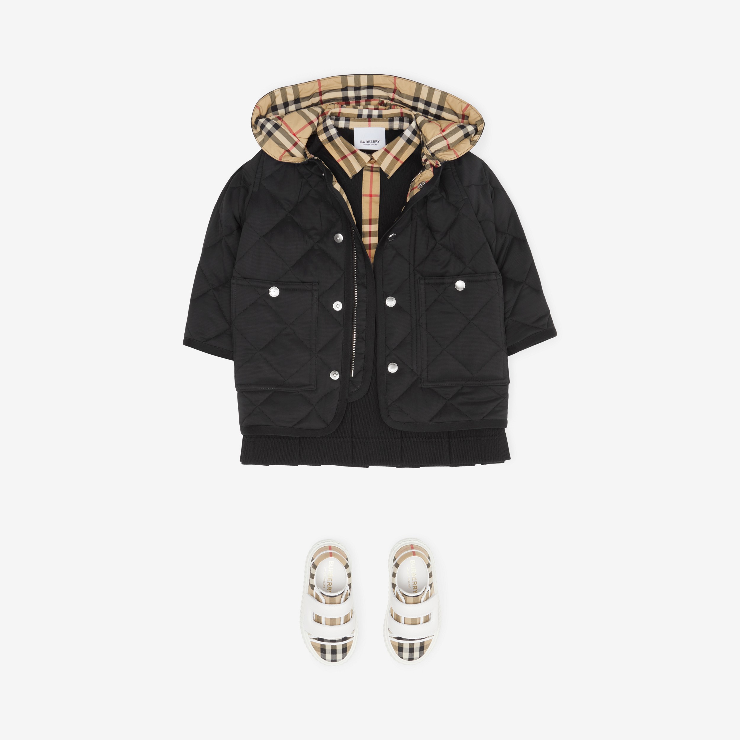 Manteau à capuche en nylon matelassé (Noir) - Enfant | Site officiel Burberry® - 3