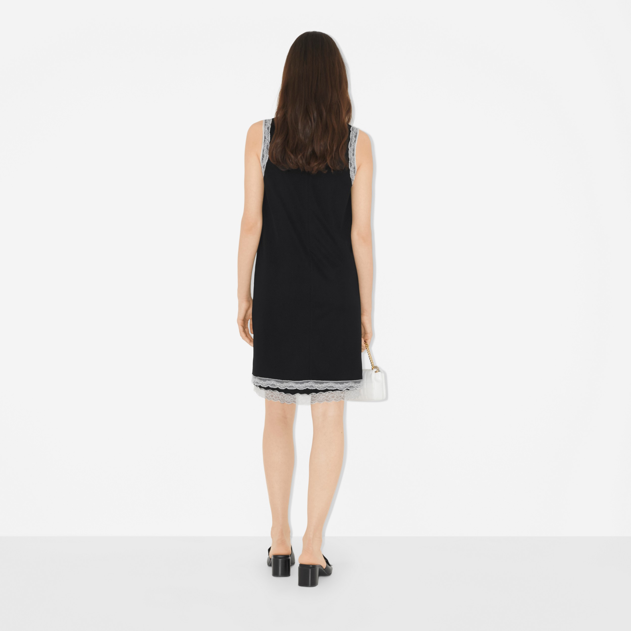 슬리브리스 레이스 트리밍 메시 드레스 (블랙) - 여성 | Burberry® - 4