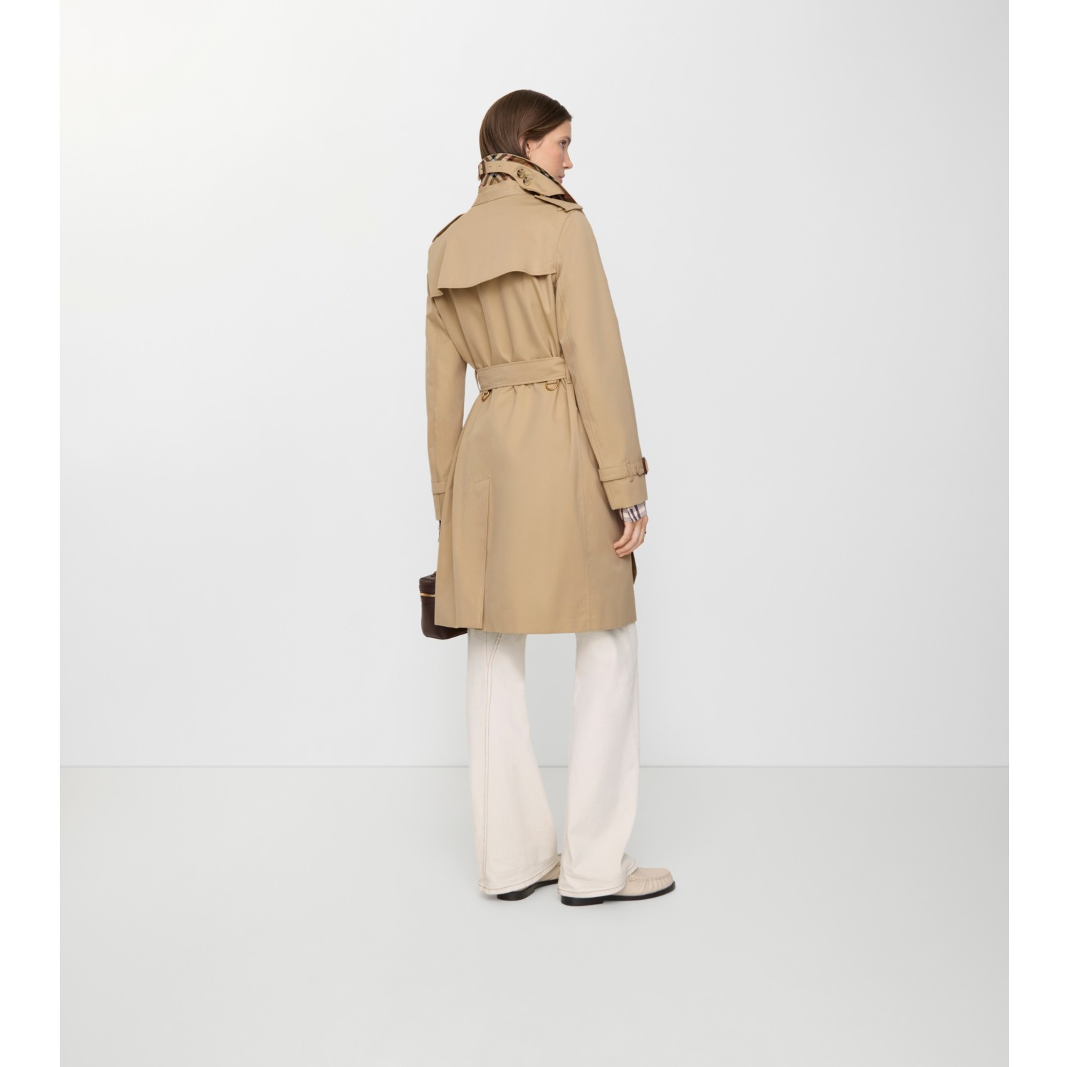 Mid-length Kensington Heritage Trench Coat in Honey - Women, Cotton Gabardine | Burberry® Official
