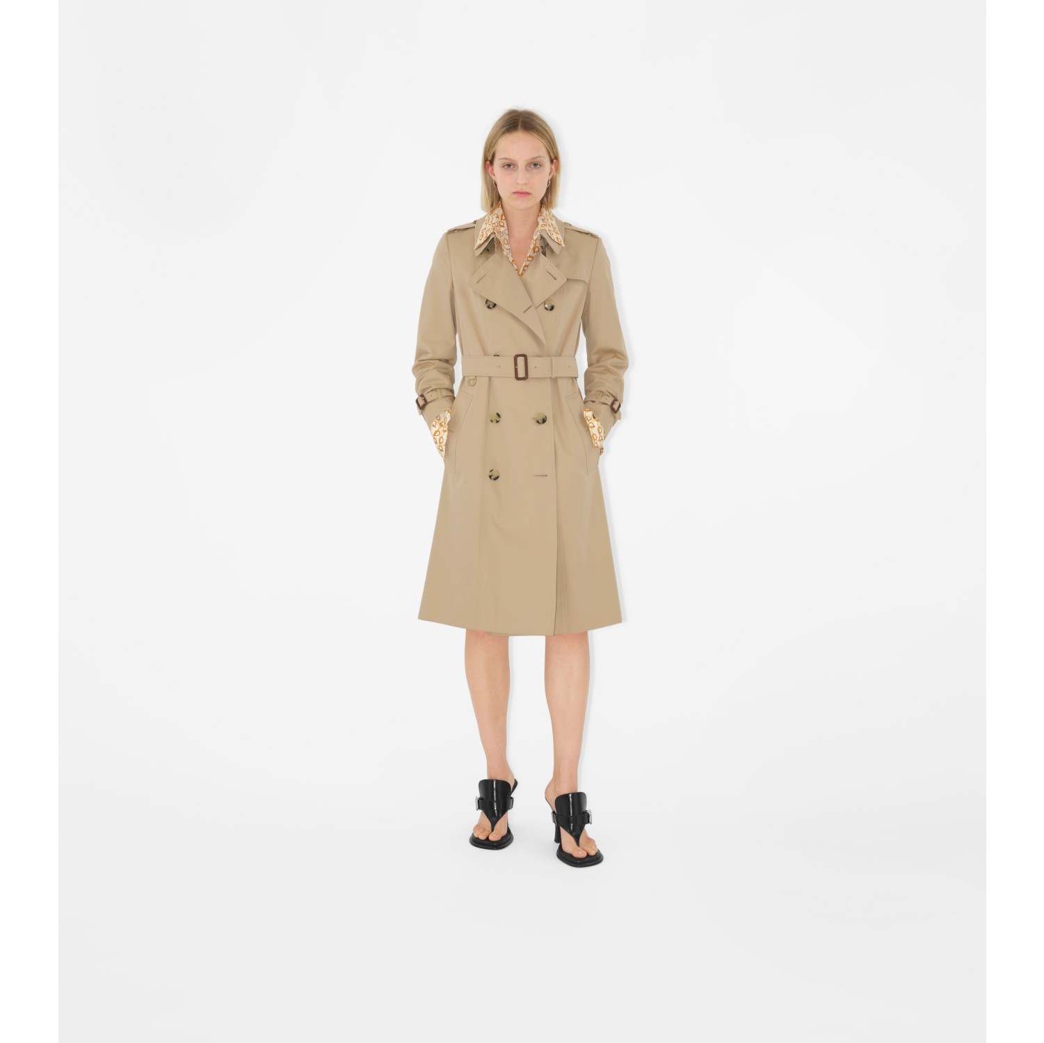 Long Chelsea Heritage Trench Coat in Honey - Women | Burberry® Official