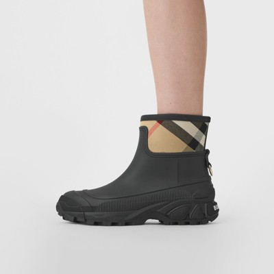 burberry snow boots sale