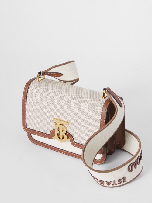 BURBERRY photo