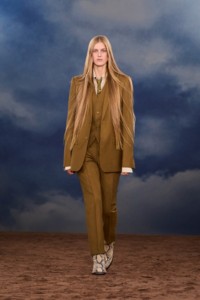 Burberry SS26 Show model Iris Lasnet wearing a Wool mohair tailored jacket and Python print leather Ledger boots