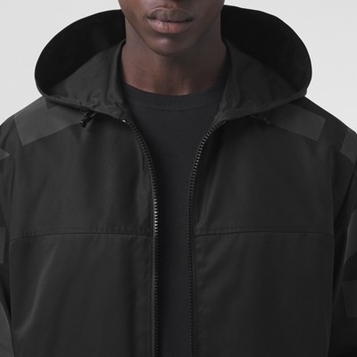 lightweight hooded windbreaker