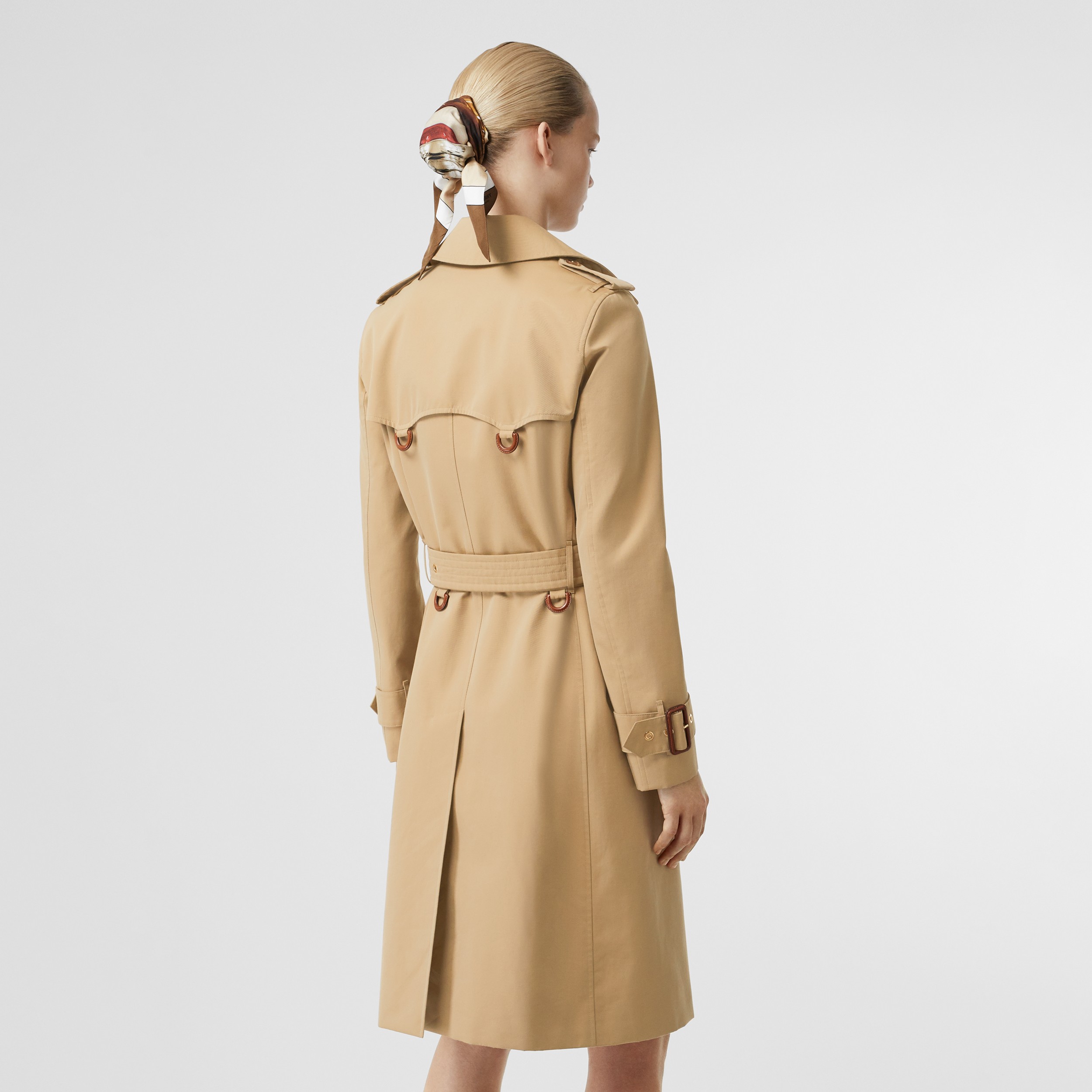 Natural Womens Clothing Coats Raincoats and trench coats Burberry Islington Short Cotton-twill Trench Coat in Honey 