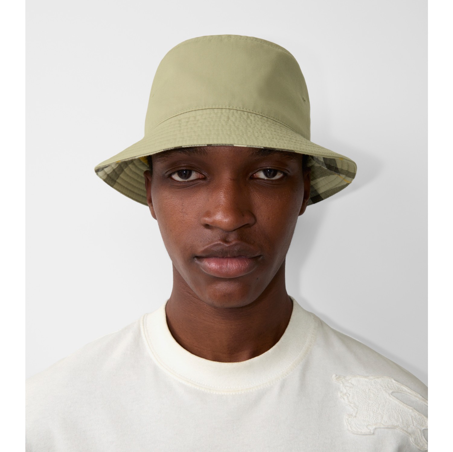 Reversible Cotton Blend Bucket Hat in Hunter Men Burberry Official