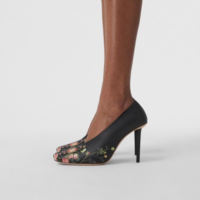 rose pumps