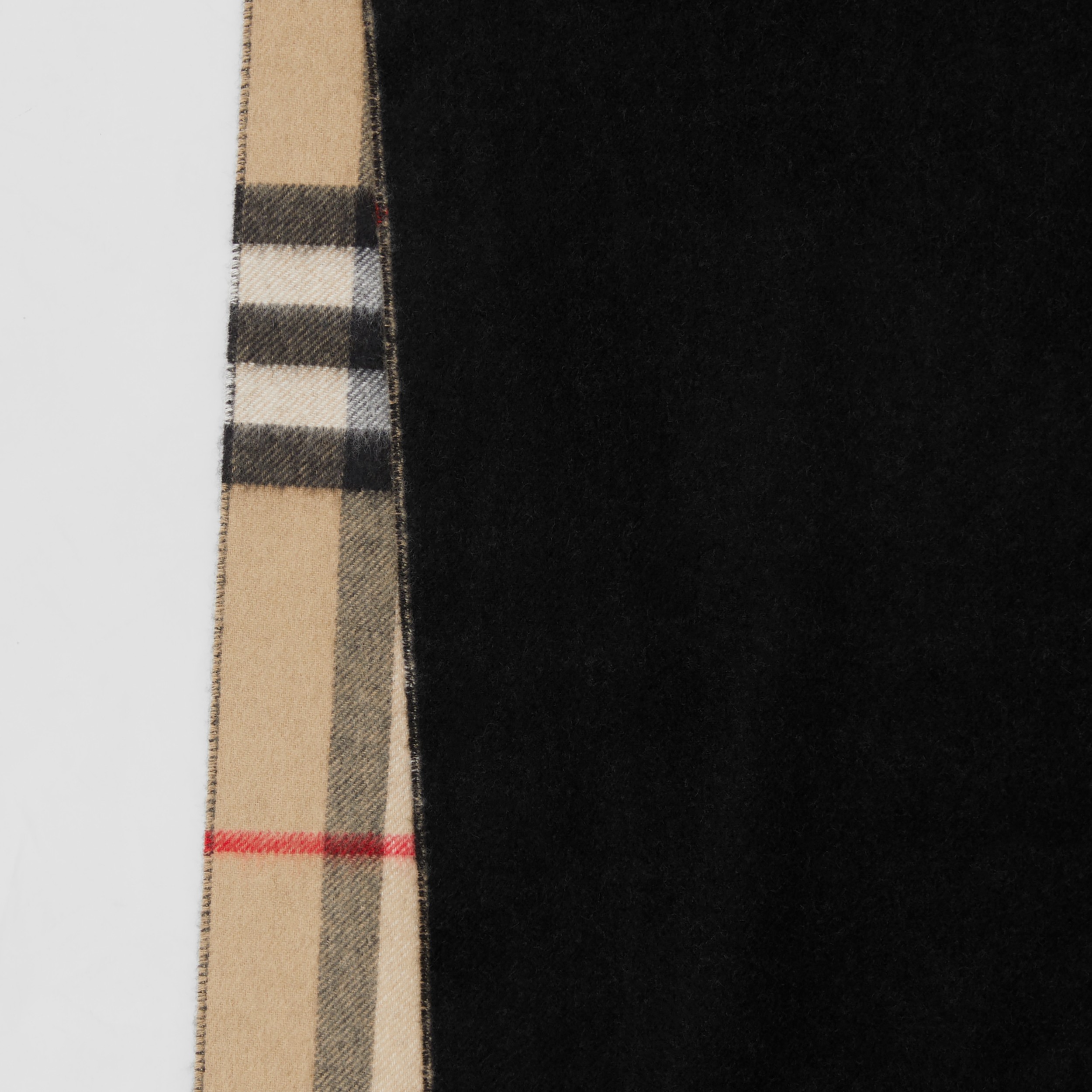 双面两用格纹拼马术骑士羊绒围巾 (黑色 / 典藏米色) | Burberry® 博柏利官网 - 2
