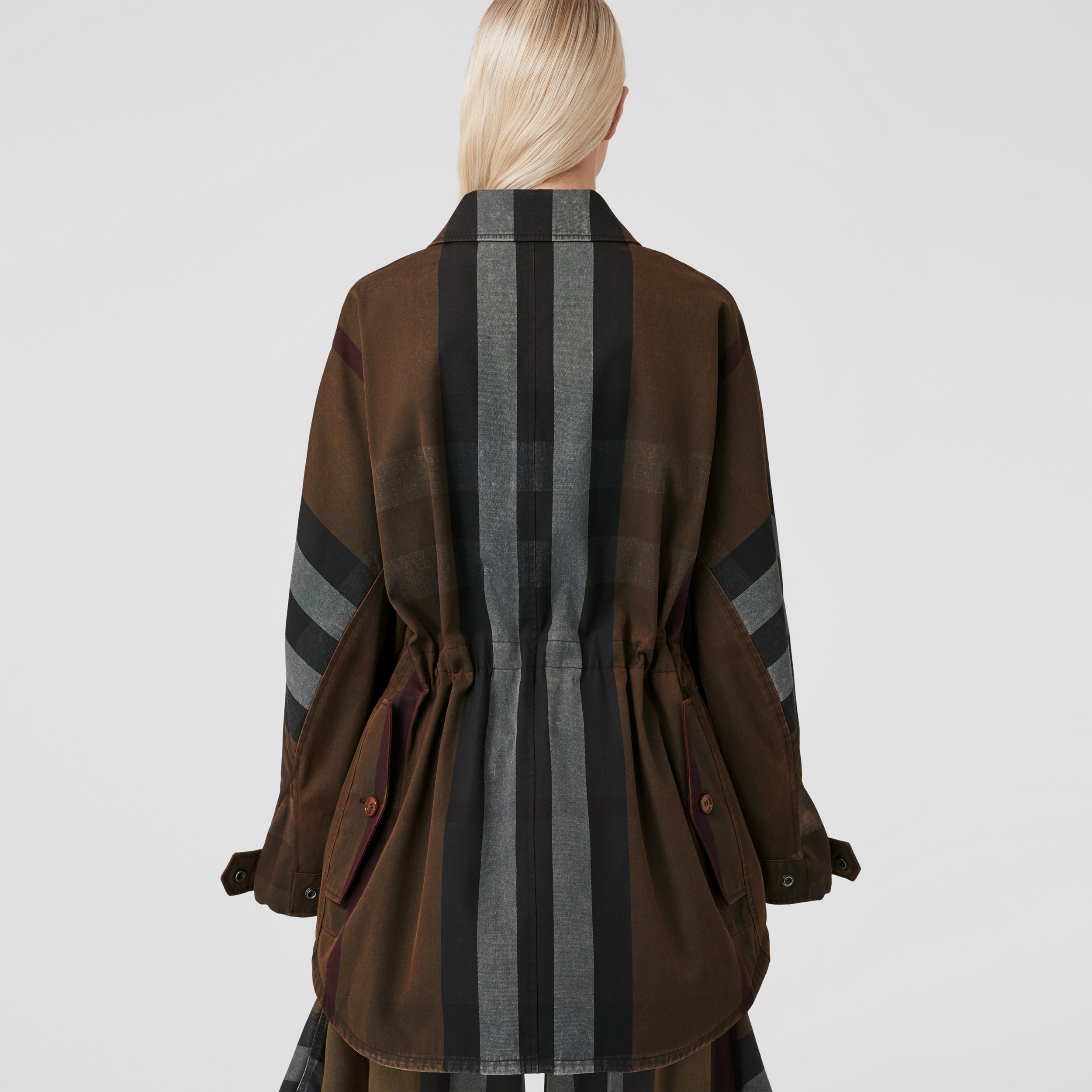 Jaqueta estilo militar de algodão com xadrez (Marrom Bétula Escuro) - Mulheres | Burberry® oficial - 3