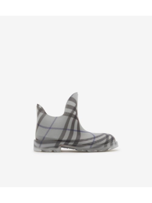 Shop Burberry Check Rubber Marsh Low Boots In Lichen