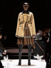 2022年冬ウィメンズウェア | Burberry® 公式サイト