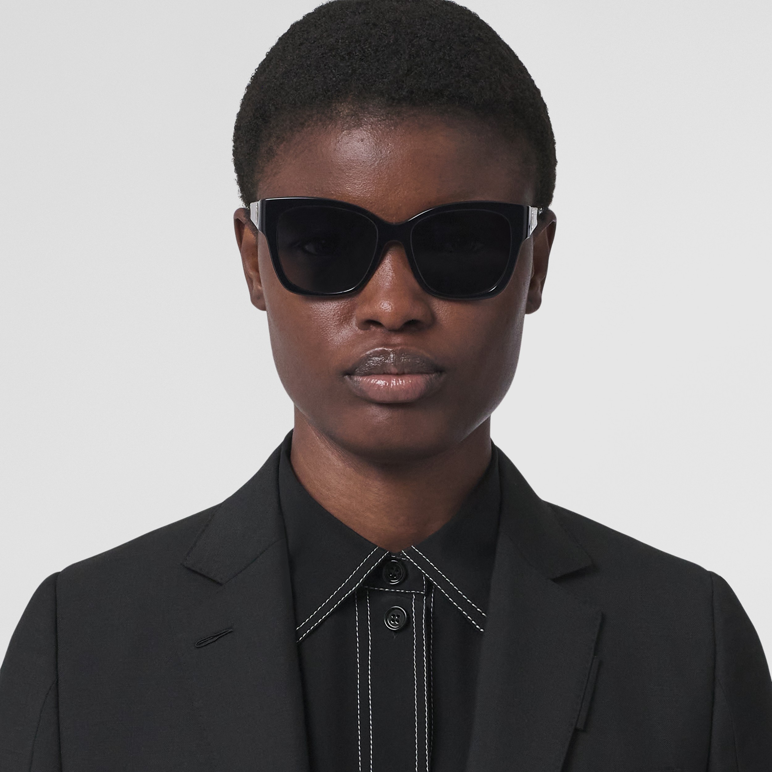 Monogram Motif Square Frame Sunglasses in Black - Women | Burberry® Official - 3