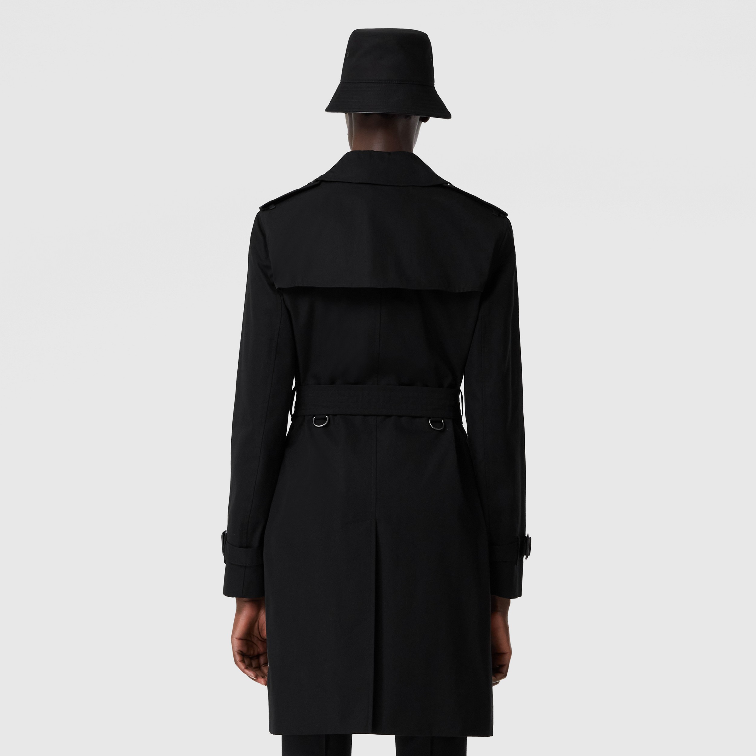 The Mid-length Kensington Heritage Trench Coat in Black - Women | Burberry® Official - 2
