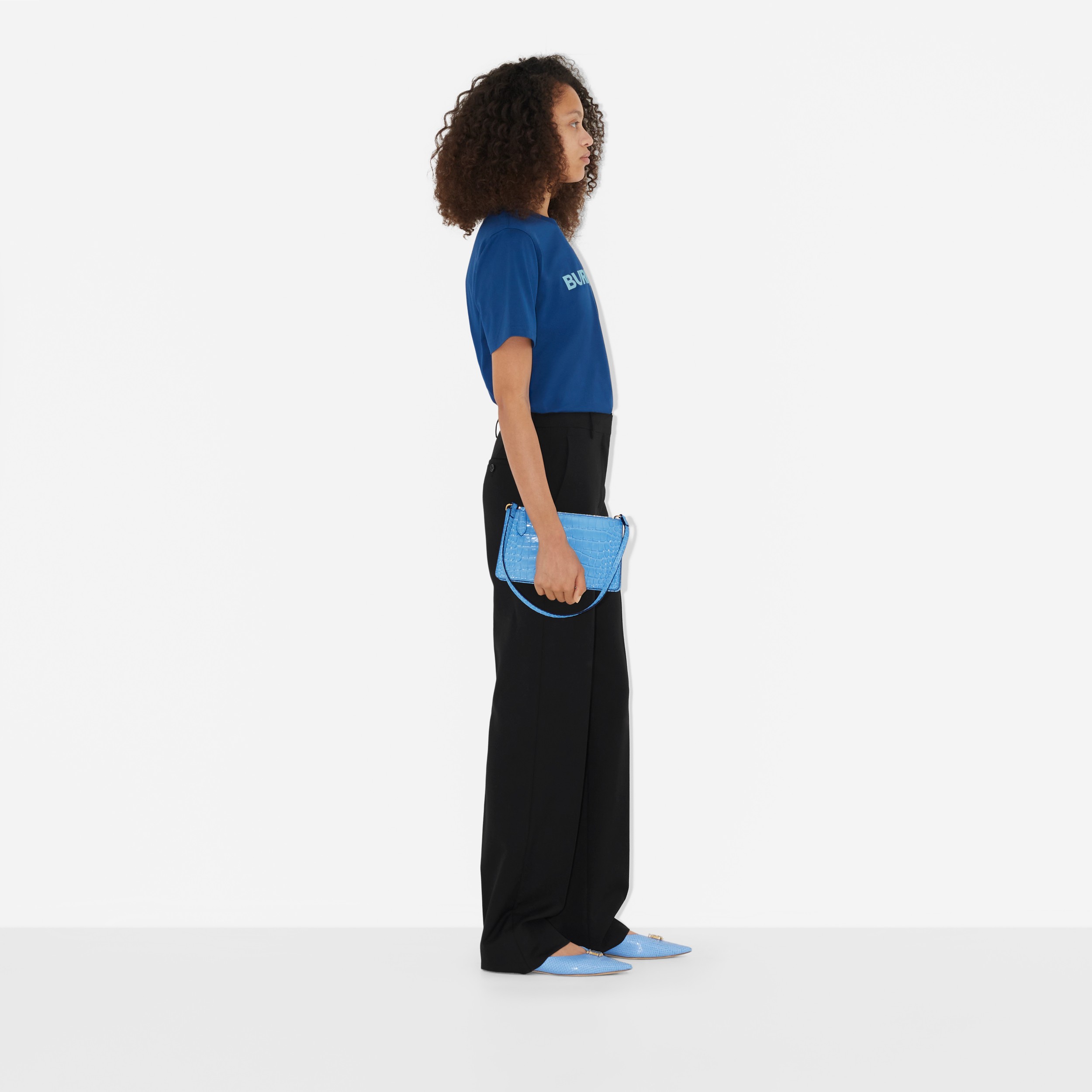 Logo Print Cotton T-shirt in Rich Navy - Women | Burberry® Official - 3