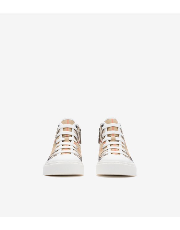 デザイナー ボーイズ ウェア | Burberry® 公式サイト