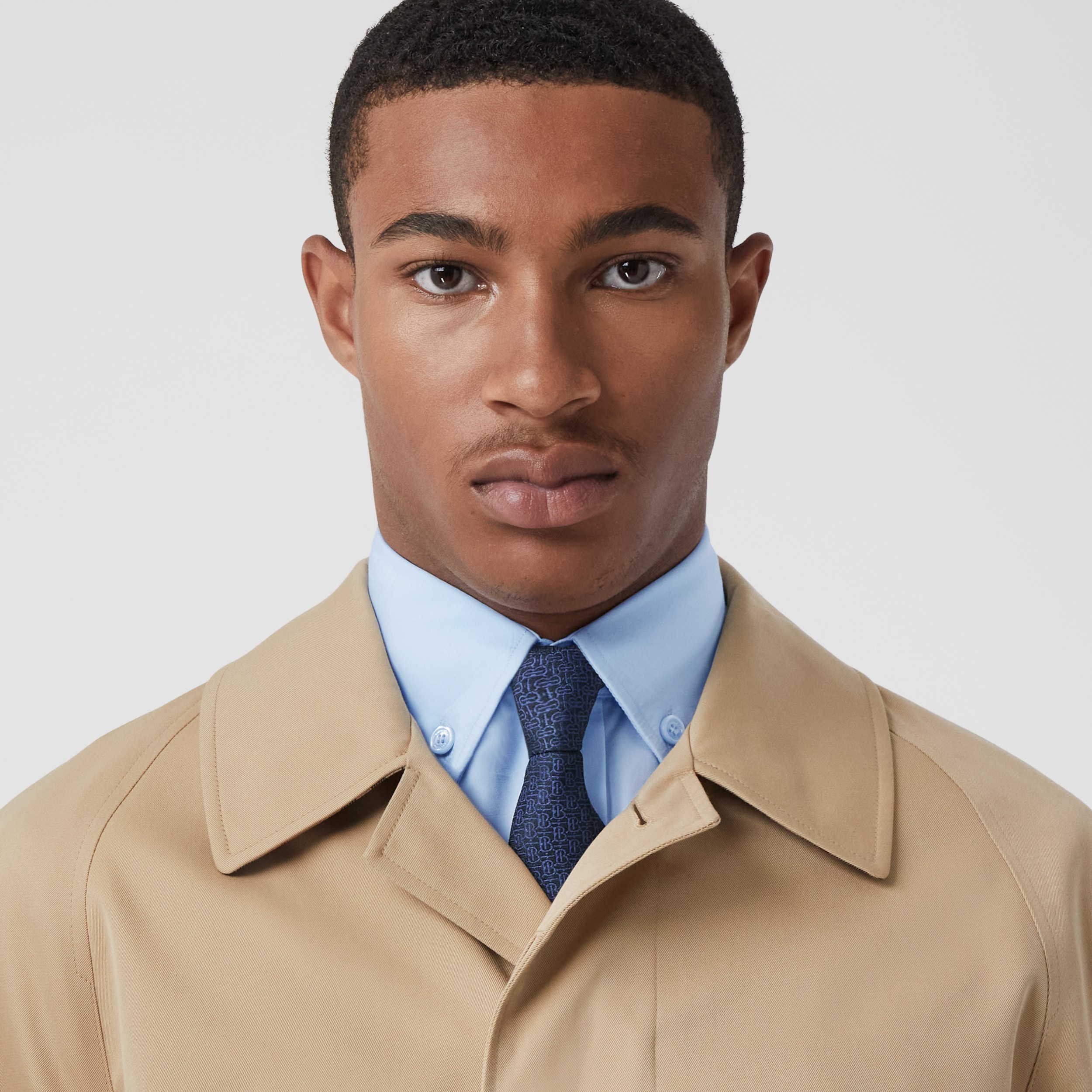 The Midlength Camden Heritage Car Coat in Honey Men Burberry® Official