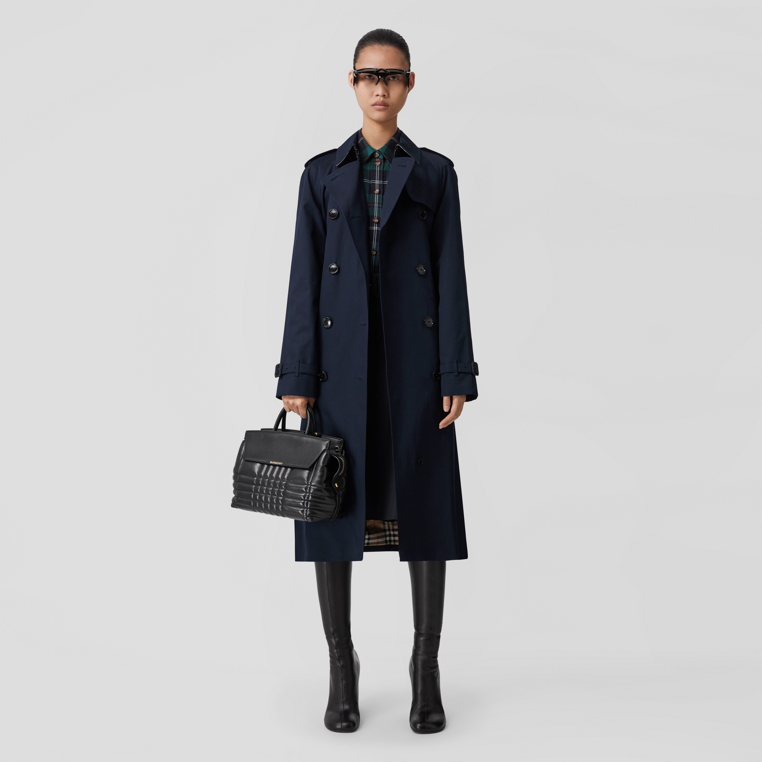 The Long Waterloo Heritage Trench Coat in Coal Blue | Burberry® Official - 1