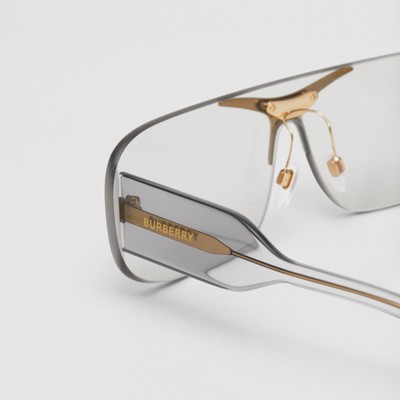Blake Shield Sunglasses in Transparent 