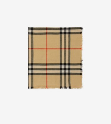 FDC2F6F9-207F-4E34-ACD0-