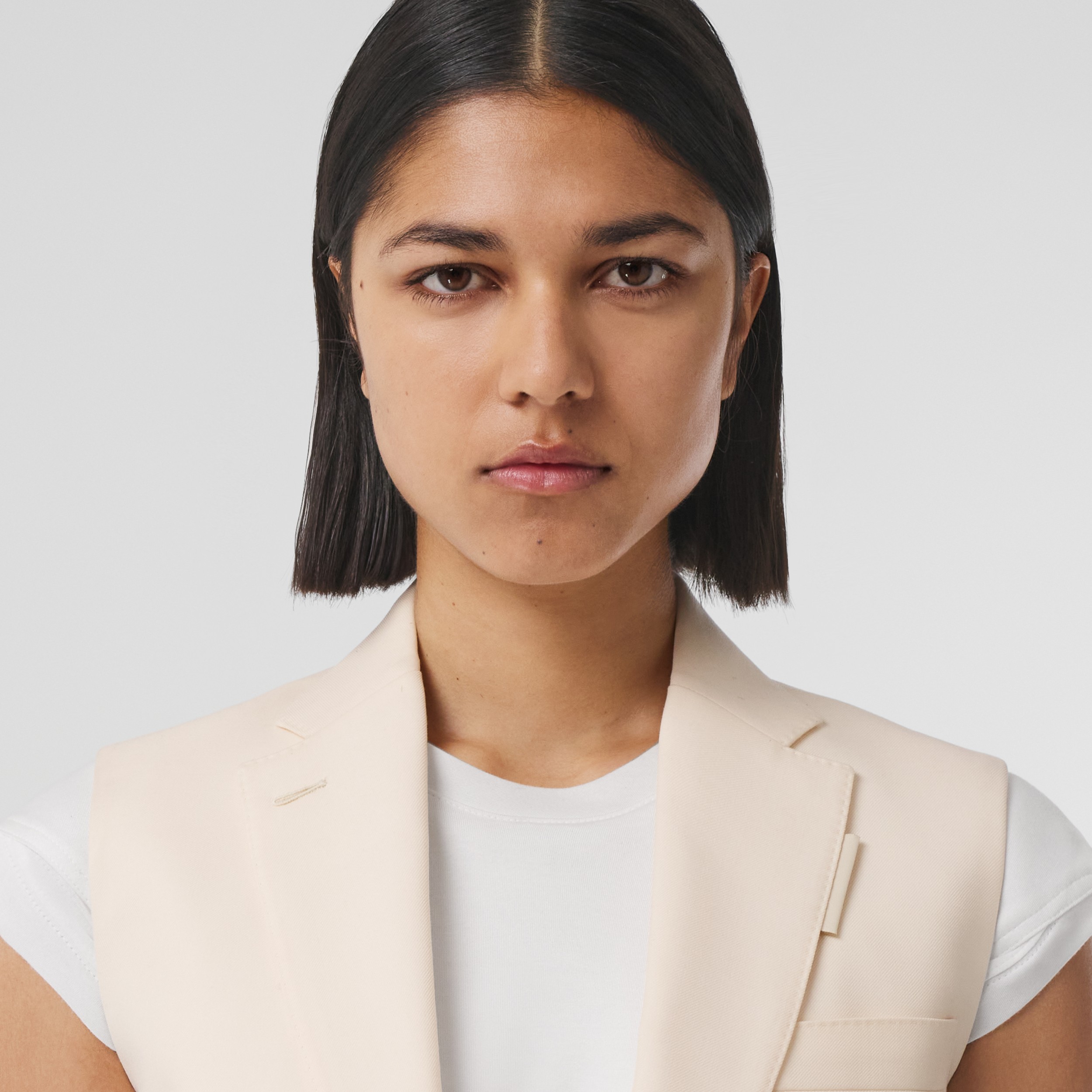 Sleeveless Wool Tailored Jacket in Buttermilk Beige Women Burberry