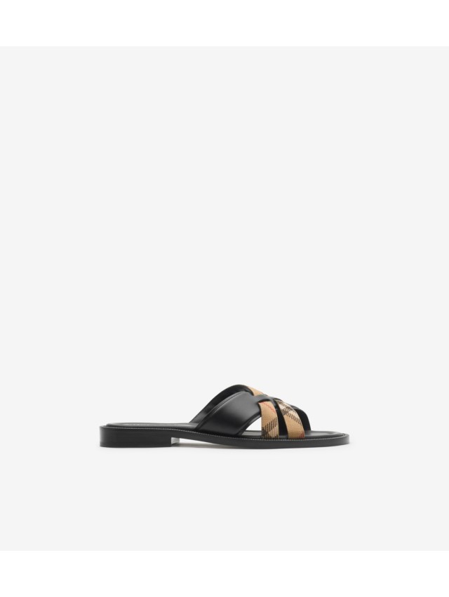 FE7D0590-47FF-4D5F-A150-