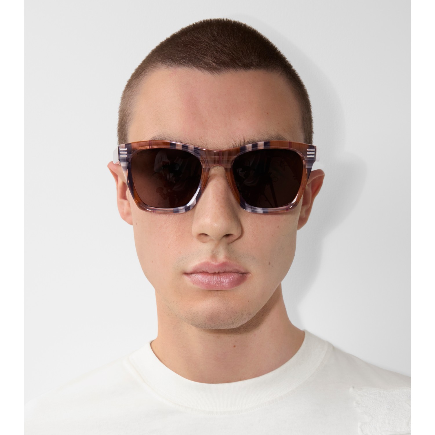 Lunettes de soleil carrees Check Bouleau brun Homme Site officiel Burberry