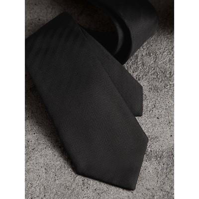 black burberry tie