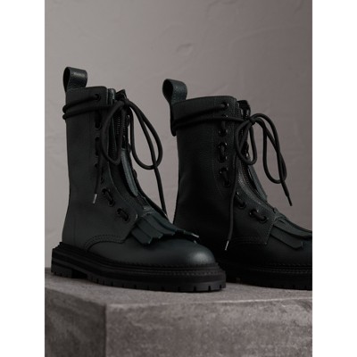 womens burberry snow boots