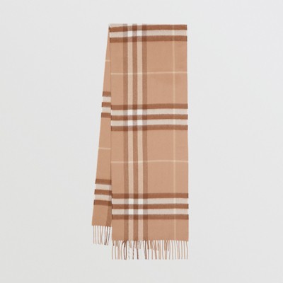 The Classic Check Cashmere Scarf in Mid 