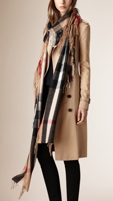 Camel The Long Fringe Scarf in Check Cashmere - Image 2