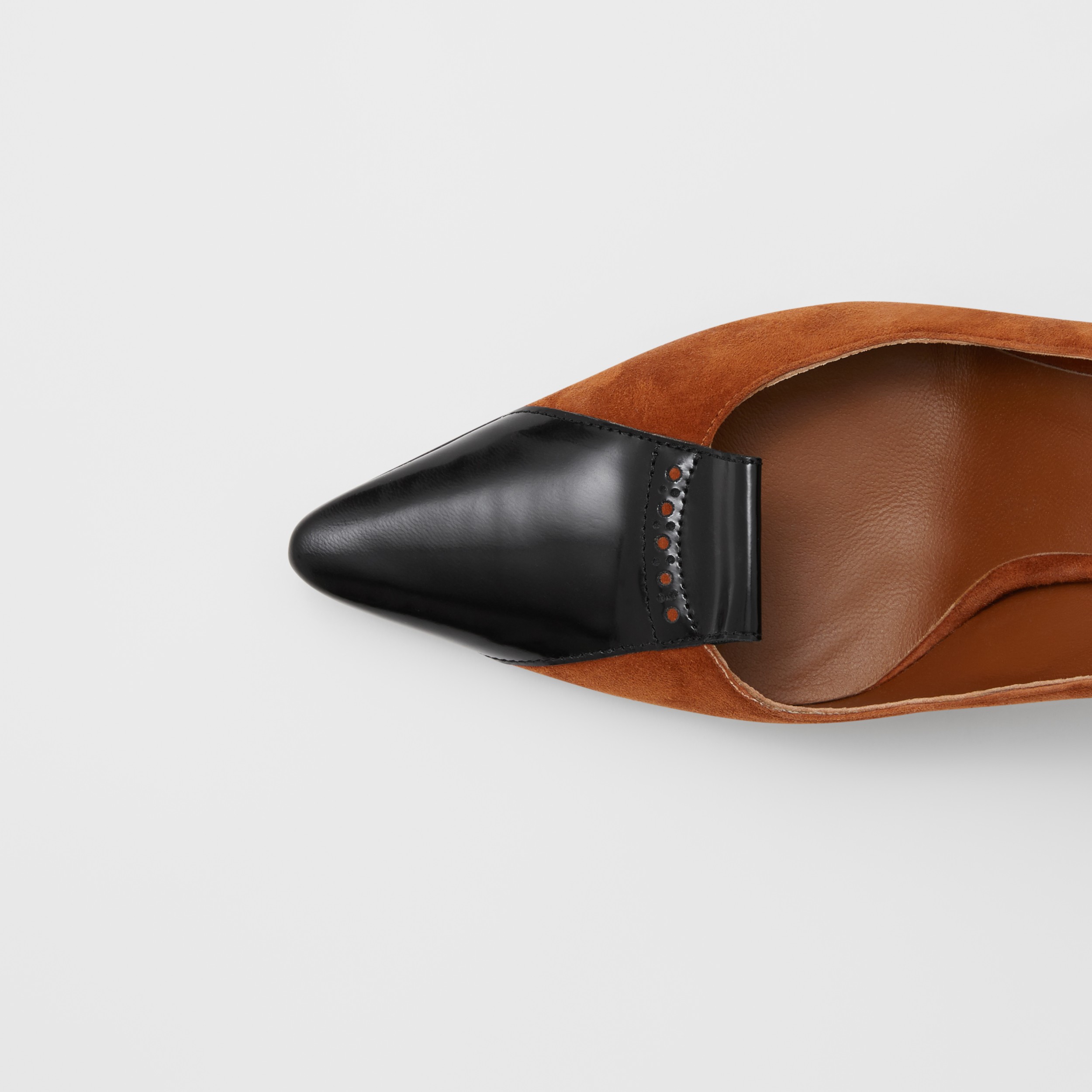 dr martens gryphon tan