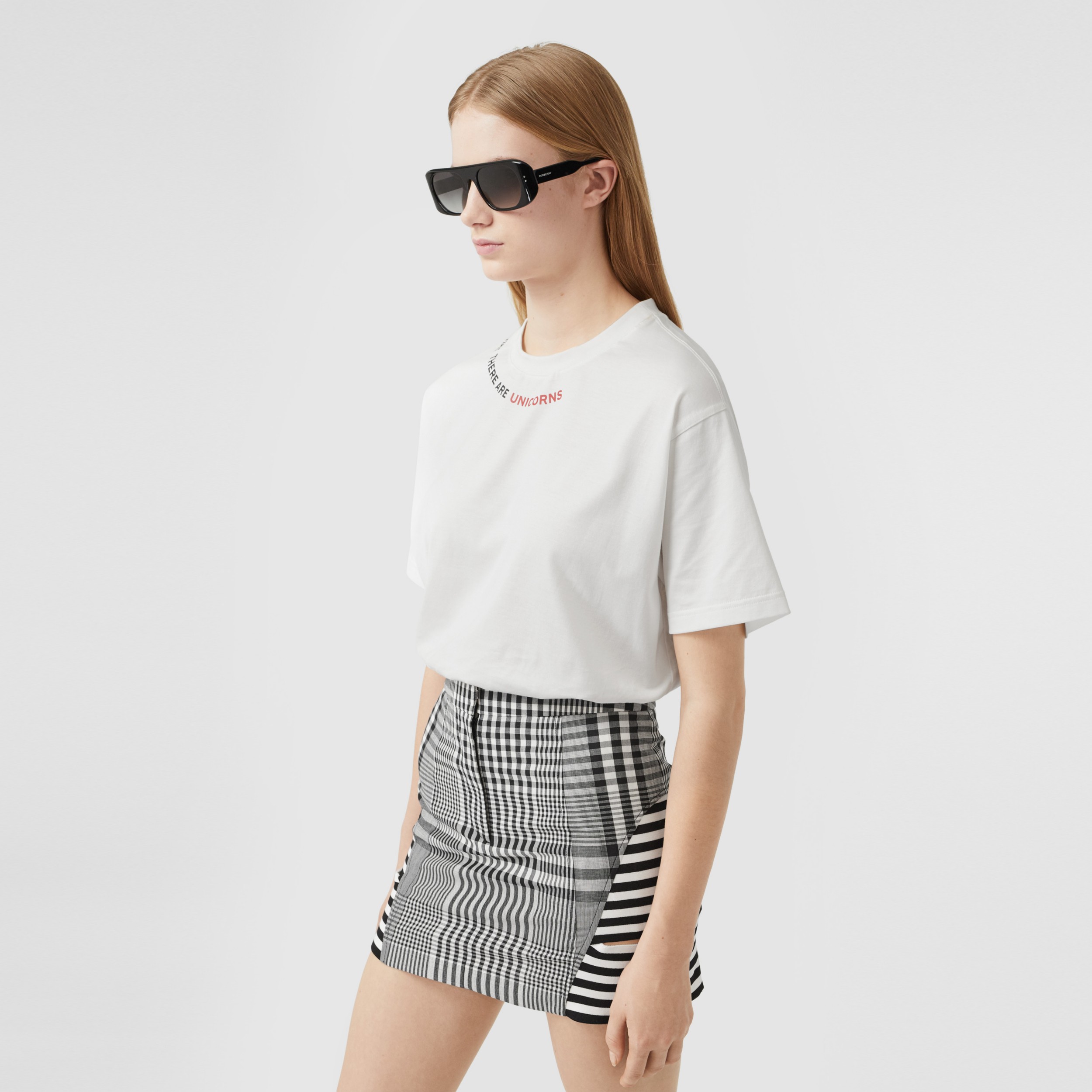 Quote Print Cotton Oversized T-shirt in White - Women | Burberry United ...