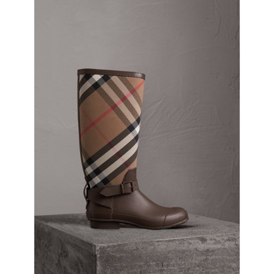 burberry belt detail check and rubber rain boots