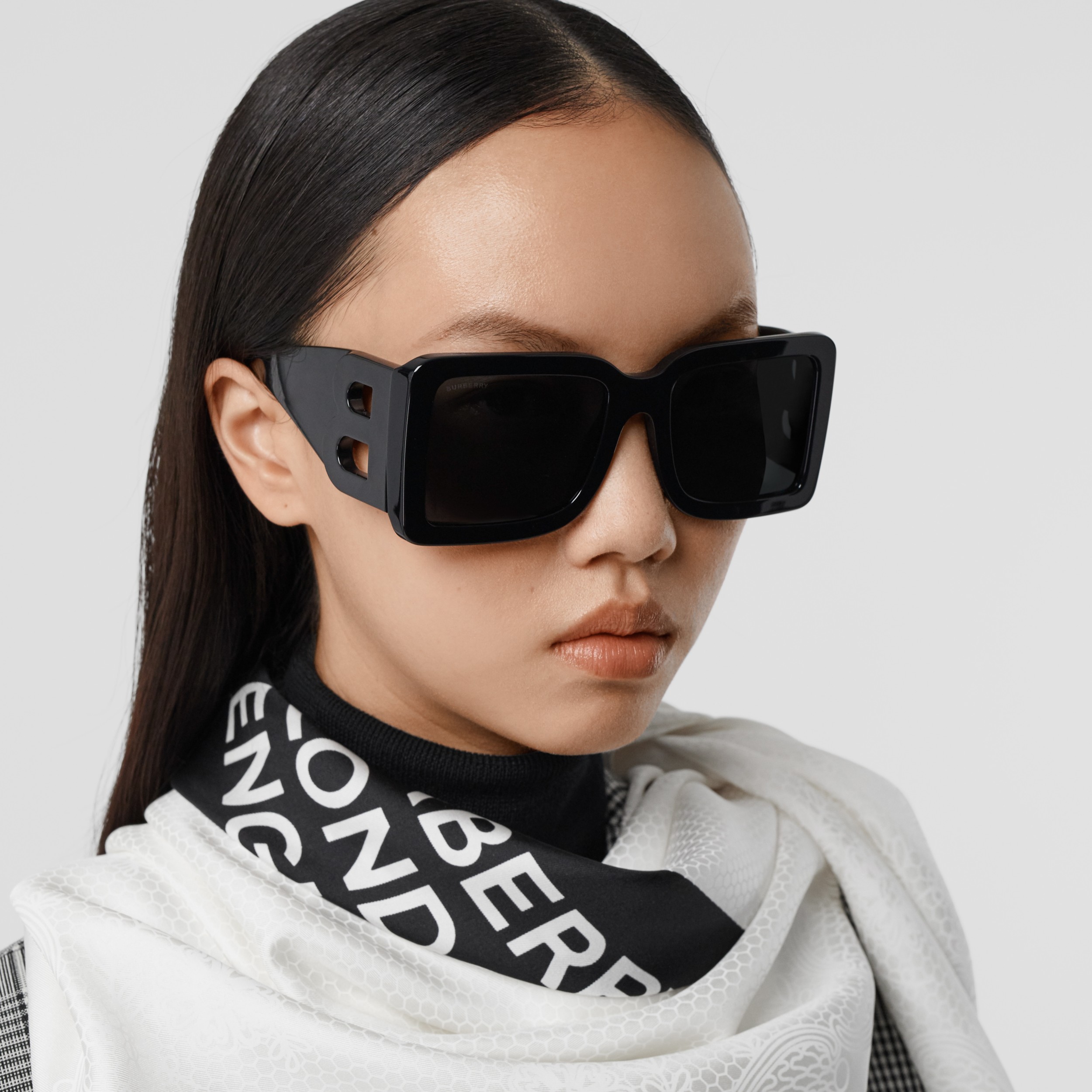 B Motif Square Frame Sunglasses in Black - Women | Burberry® Official