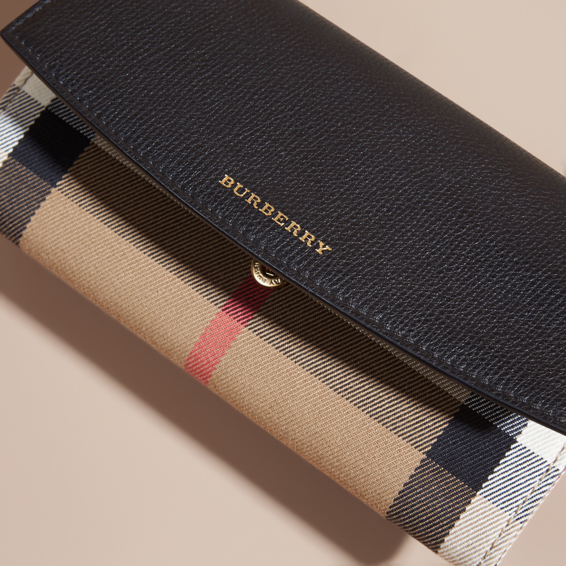 House Check And Leather Continental Wallet in Black Women Burberry
