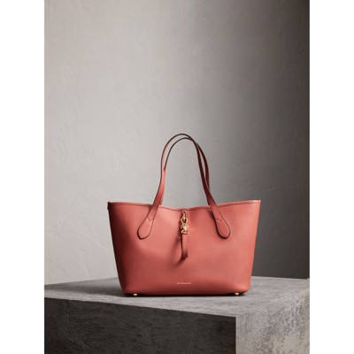 burberry medium grainy leather tote