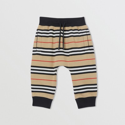 beige jogger shorts