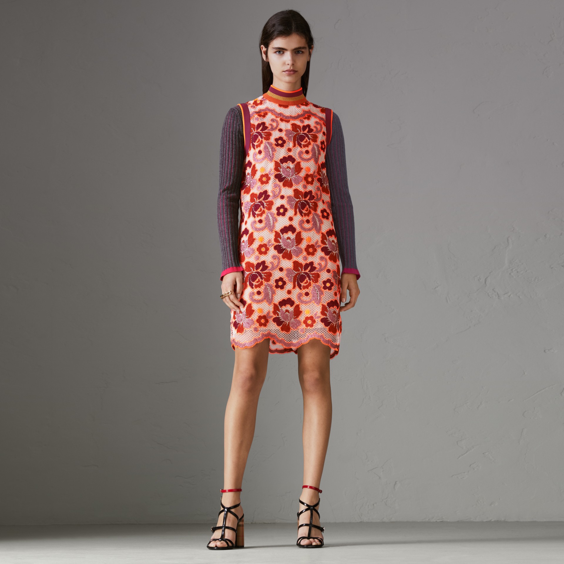 BURBERRY Floral Crochet Shift Dress,80015401