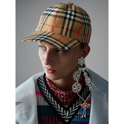 burberry hat and scarf