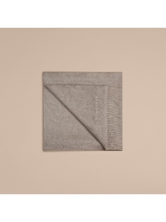 Cashmere Blanket in Pale Grey Burberry United States