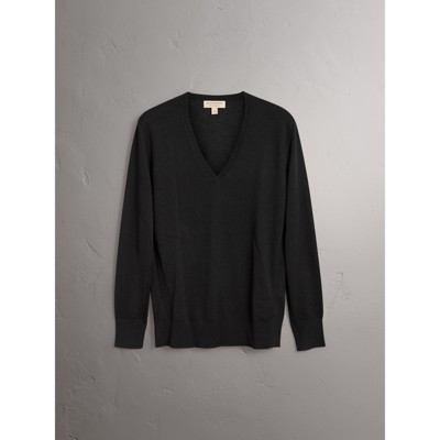 burberry sweater black