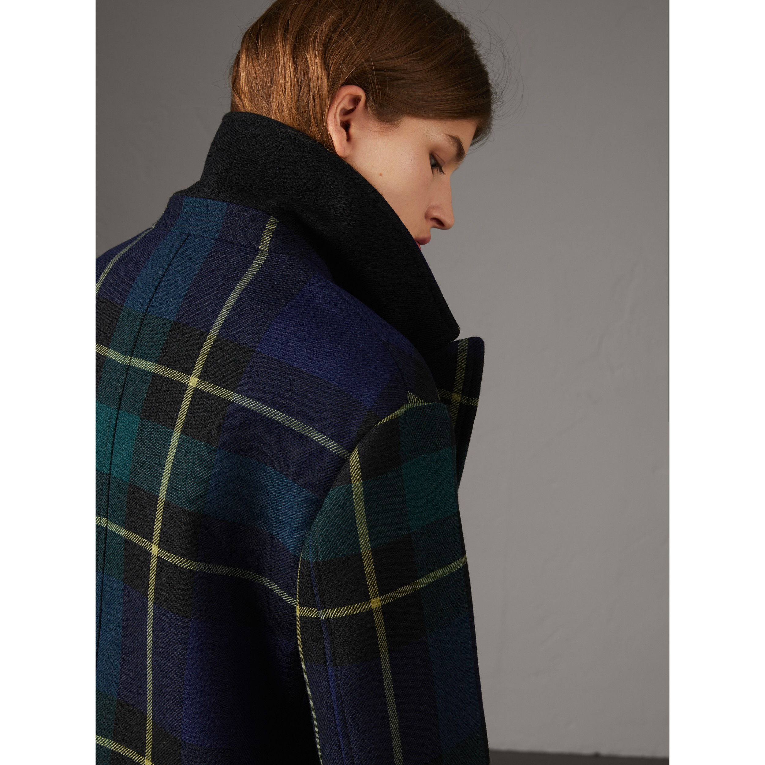 Lightweight Tartan Wool Tailored Coat in Pine Green - Women | Burberry
