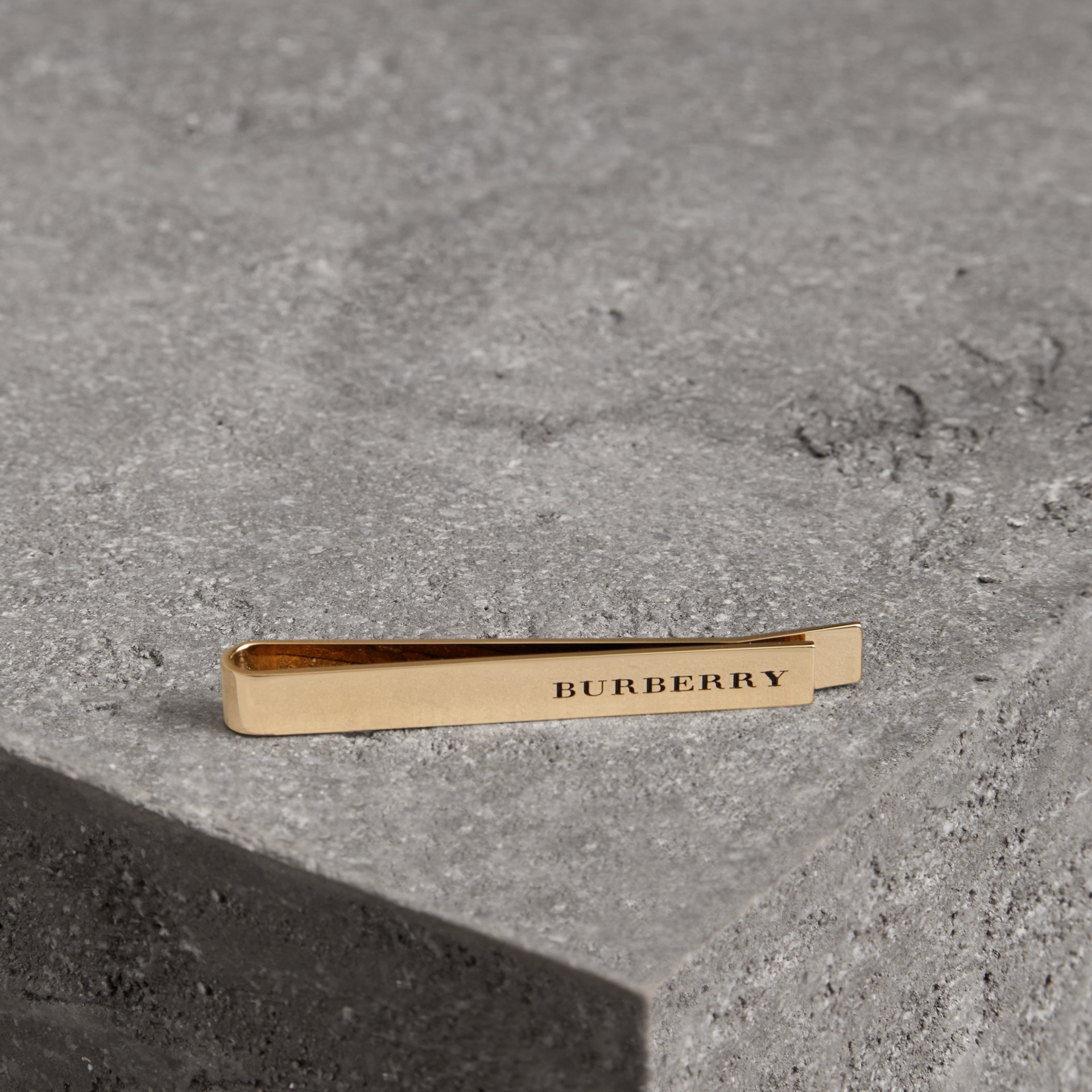 Burberry Check Engraved Gold Tone Tie Bar